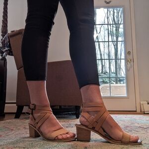 Madewell Tan Strappy Block Heel Sandals
